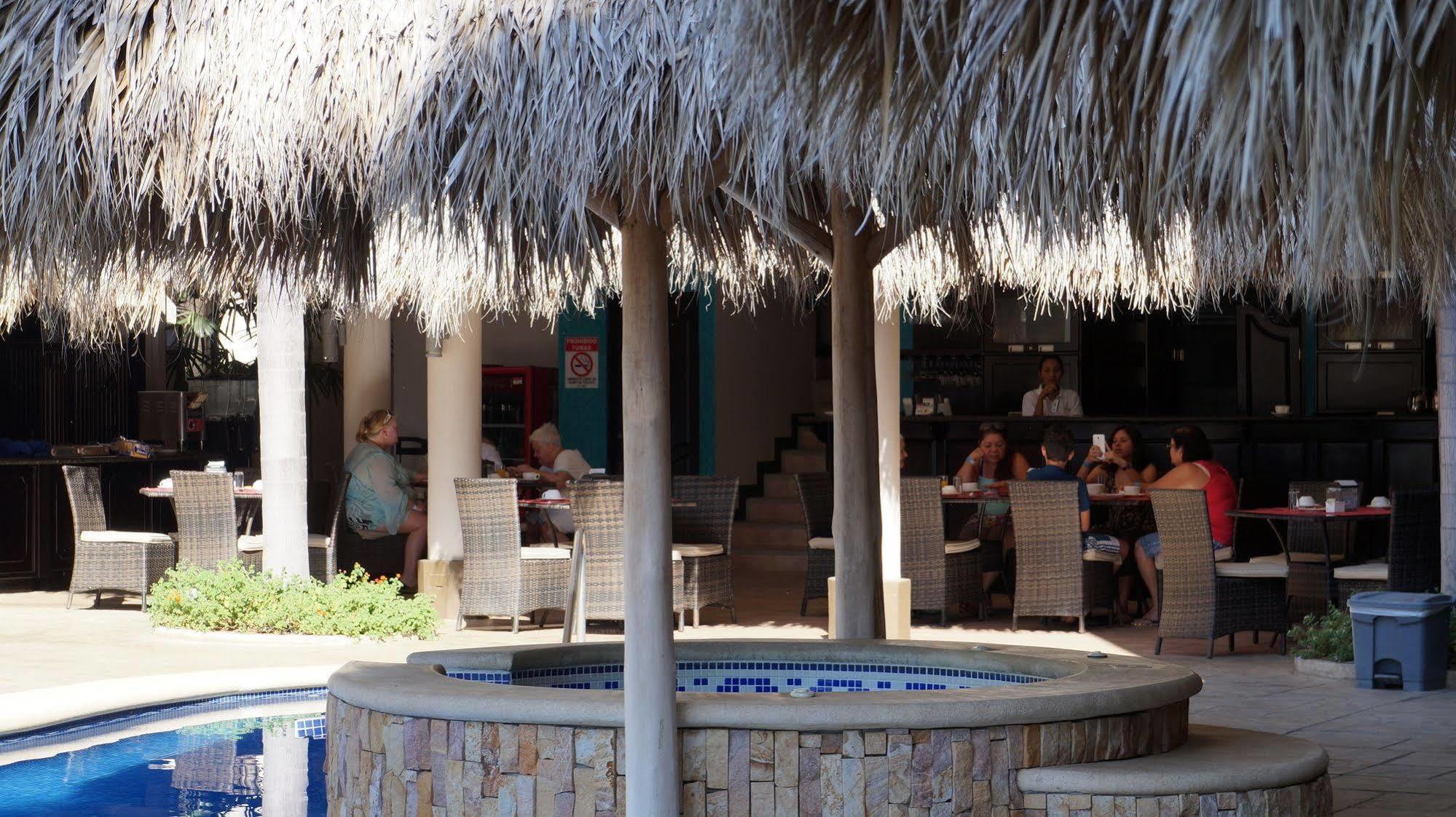 Hotel Colono Beach Coco Exterior foto